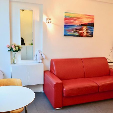 Innocents Apt Parijs Buitenkant foto