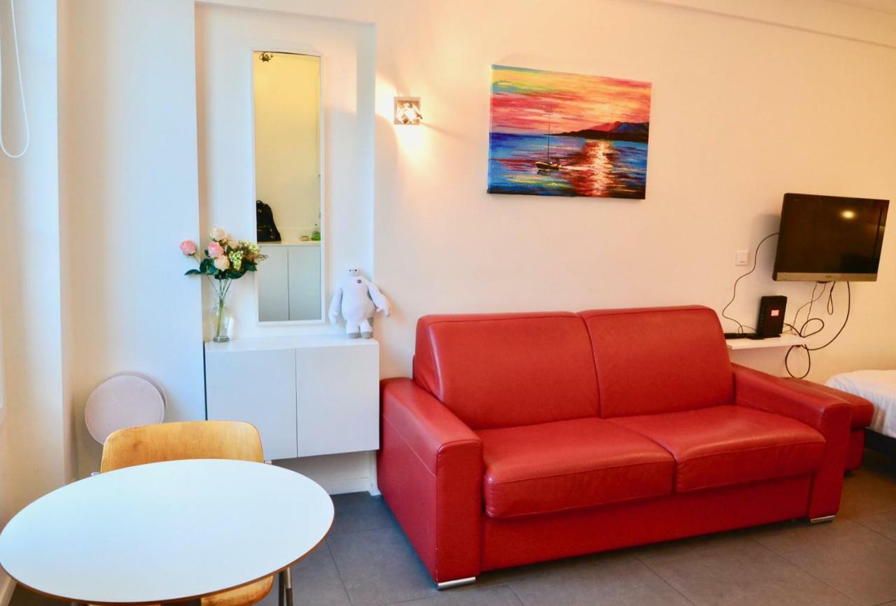 Innocents Apt Parijs Buitenkant foto
